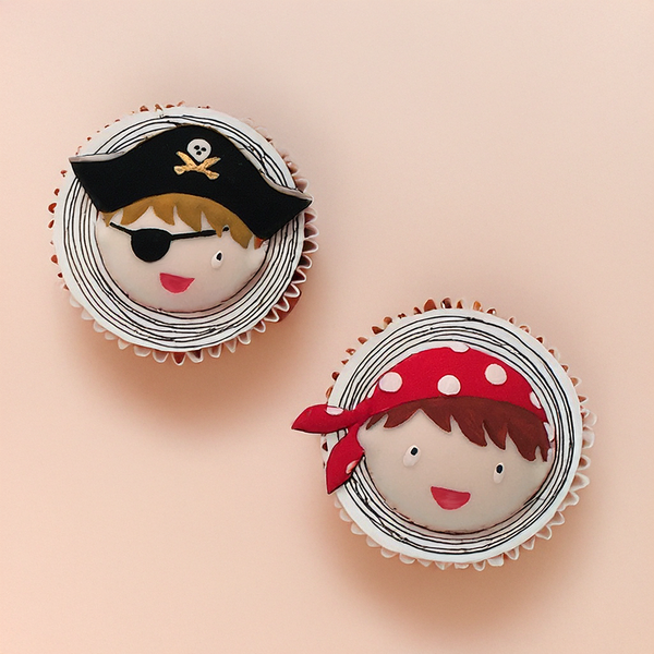 pirate themed cupcakes