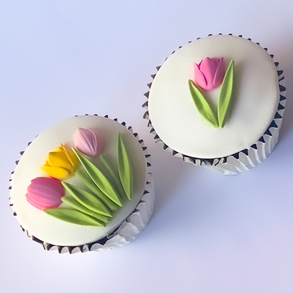 2 spring tulip cupcakes, 